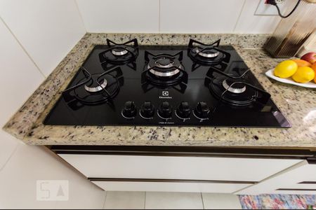 Apartamento para alugar com 90m², 2 quartos e 2 vagasCozinha