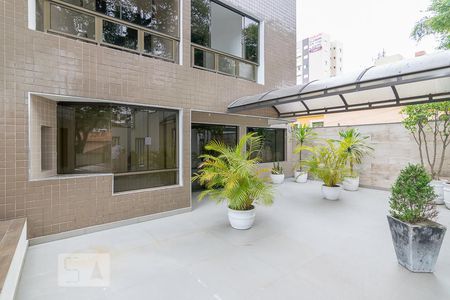 Apartamento à venda com 126m², 2 quartos e 1 vaga Apartamento à venda com 126m², 2 quartos e 1 vagaEntrada