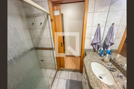 Apartamento à venda com 55m², 2 quartos e 1 vagaBanheiro 