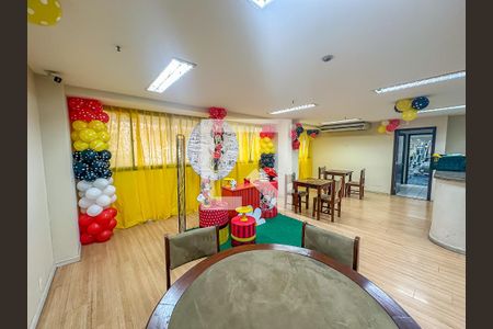 Apartamento à venda com 55m², 2 quartos e 1 vagaÁrea comum