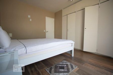 Apartamento à venda com 350m², 4 quartos e 2 vagas Apartamento à venda com 350m², 4 quartos e 2 vagasSuíte 2