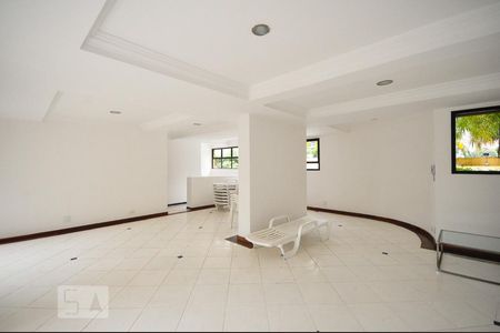 Apartamento à venda com 65m², 1 quarto e 2 vagassalão de festa