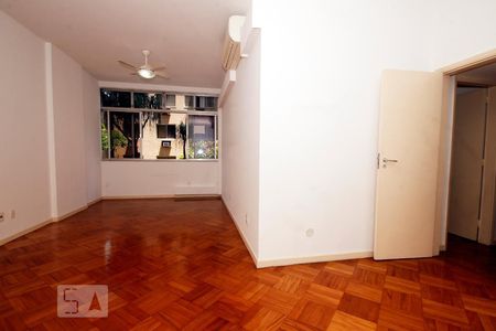 Sala. de apartamento para alugar com 3 quartos, 105m² em Botafogo, Rio de Janeiro