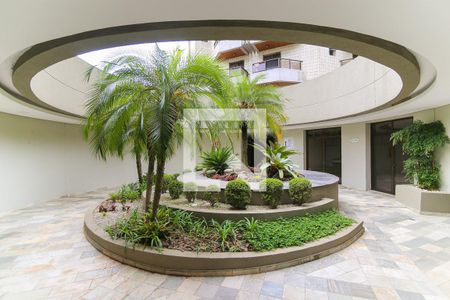 Apartamento à venda com 300m², 4 quartos e 4 vagas Apartamento à venda com 300m², 4 quartos e 4 vagasÁrea comum