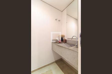 Apartamento à venda com 300m², 4 quartos e 4 vagas Apartamento à venda com 300m², 4 quartos e 4 vagasLavabo