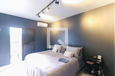 Apartamento à venda com 300m², 4 quartos e 4 vagas Apartamento à venda com 300m², 4 quartos e 4 vagasQuarto 4