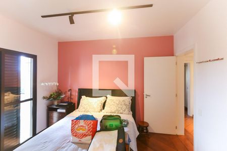 Apartamento à venda com 300m², 4 quartos e 4 vagas Apartamento à venda com 300m², 4 quartos e 4 vagasQuarto 2