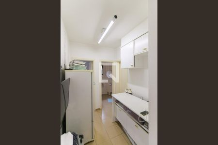 Apartamento à venda com 300m², 4 quartos e 4 vagas Apartamento à venda com 300m², 4 quartos e 4 vagasÁrea de Serviço