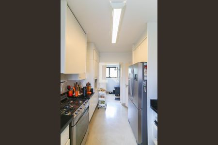 Apartamento à venda com 300m², 4 quartos e 4 vagas Apartamento à venda com 300m², 4 quartos e 4 vagasCozinha