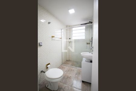 Banheiro de apartamento para alugar com 1 quarto, 40m² em Vila Nova Conceição, São Paulo