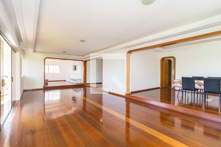Sala de Estar de apartamento à venda com 5 quartos, 300m² em Vila Regente Feijó, São Paulo