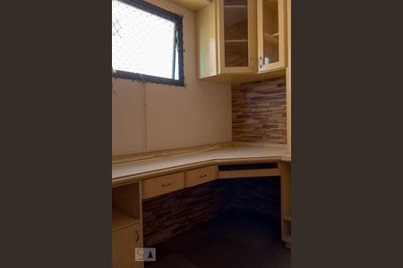 Apartamento à venda com 200m², 4 quartos e 2 vagasEscritório