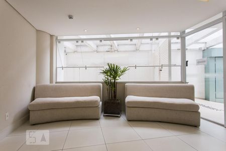 Studio à venda com 28m², 1 quarto e sem vaga Studio à venda com 28m², 1 quarto e sem vagaHall