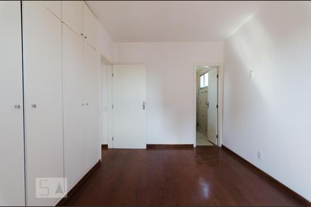 Apartamento à venda com 85m², 2 quartos e 1 vagaSuíte