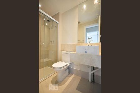 banheiro de apartamento para alugar com 2 quartos, 61m² em Vila Andrade, São Paulo