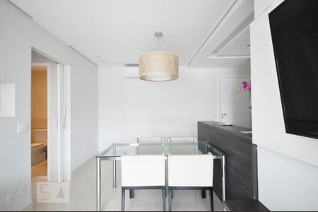 mesa de jantar de apartamento para alugar com 2 quartos, 61m² em Vila Andrade, São Paulo