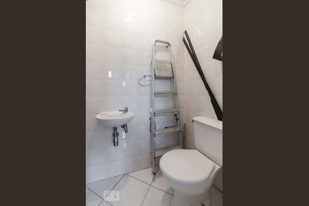 Apartamento para alugar com 105m², 3 quartos e 3 vagasBanheiro de serviço