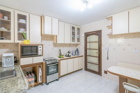 Apartamento à venda com 125m², 3 quartos e 2 vagasCozinha