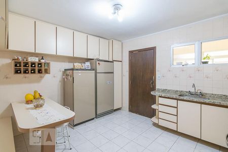 Apartamento à venda com 125m², 3 quartos e 2 vagasCozinha