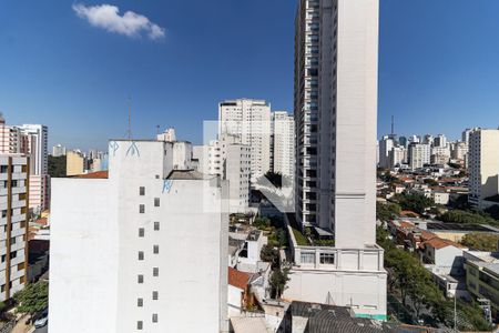 Apartamento para alugar com 151m², 4 quartos e 3 vagas Apartamento para alugar com 151m², 4 quartos e 3 vagasVista da Área de Serviço