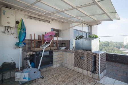 Apartamento à venda com 270m², 4 quartos e 4 vagas Apartamento à venda com 270m², 4 quartos e 4 vagasCobertura