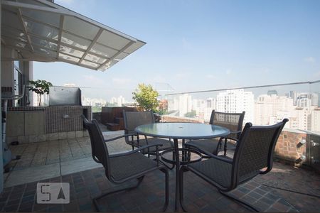 Apartamento à venda com 270m², 4 quartos e 4 vagas Apartamento à venda com 270m², 4 quartos e 4 vagasCobertura