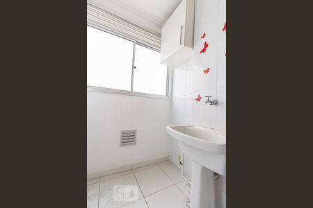 lavanderia de apartamento para alugar com 2 quartos, 50m² em Água Branca, São Paulo