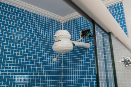 Apartamento à venda com 230m², 3 quartos e 3 vagasEdícula - Banheiro de serviço (Chuveiro)