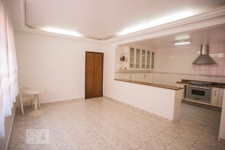 Casa à venda com 174m², 3 quartos e 3 vagas Casa à venda com 174m², 3 quartos e 3 vagasCozinha