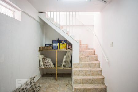 Casa à venda com 174m², 3 quartos e 3 vagas Casa à venda com 174m², 3 quartos e 3 vagasPorão