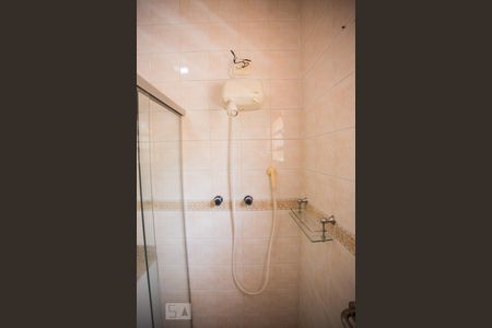 Casa à venda com 174m², 3 quartos e 3 vagas Casa à venda com 174m², 3 quartos e 3 vagasBanheiro