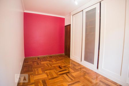 Casa à venda com 174m², 3 quartos e 3 vagas Casa à venda com 174m², 3 quartos e 3 vagasQuarto 1