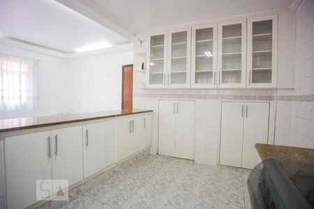 Casa à venda com 174m², 3 quartos e 3 vagas Casa à venda com 174m², 3 quartos e 3 vagasCozinha