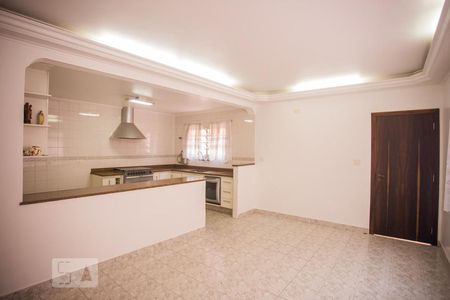 Casa à venda com 174m², 3 quartos e 3 vagas Casa à venda com 174m², 3 quartos e 3 vagasCozinha