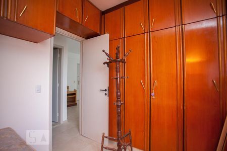 Quarto de apartamento à venda com 2 quartos, 68m² em Barra da Tijuca, Rio de Janeiro