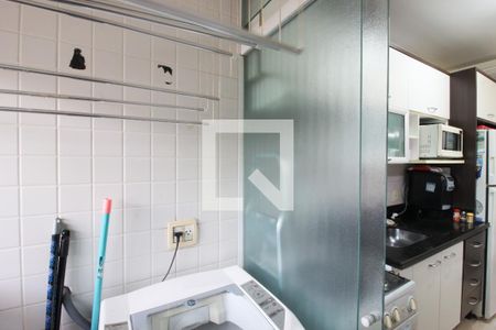Apartamento à venda com 65m², 2 quartos e 2 vagas Apartamento à venda com 65m², 2 quartos e 2 vagasÁrea de serviço