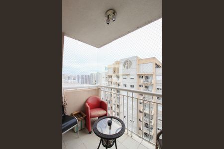 Apartamento à venda com 65m², 2 quartos e 2 vagas Apartamento à venda com 65m², 2 quartos e 2 vagasVaranda