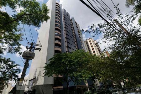 Apartamento à venda com 200m², 4 quartos e 4 vagasFachada