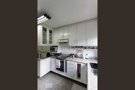 Apartamento à venda com 200m², 4 quartos e 4 vagasCozinha (Armários)