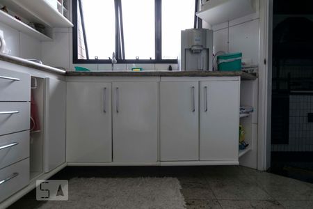 Apartamento à venda com 200m², 4 quartos e 4 vagasCozinha (Armários)