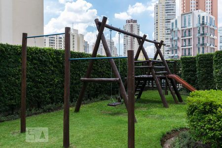 Apartamento à venda com 200m², 4 quartos e 4 vagasÁrea comum - Playground