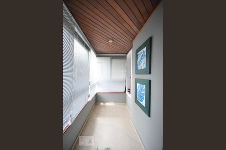 varanda de apartamento para alugar com 3 quartos, 157m² em Vila Suzana, São Paulo