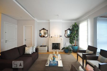 sala de apartamento para alugar com 3 quartos, 157m² em Vila Suzana, São Paulo