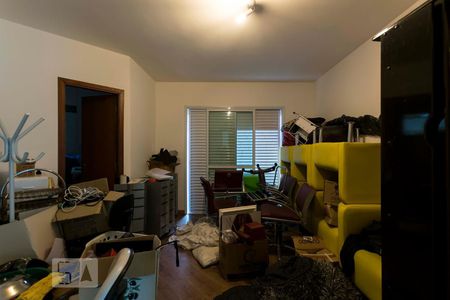 Casa à venda com 260m², 3 quartos e 3 vagas2o. Andar - Suíte 2