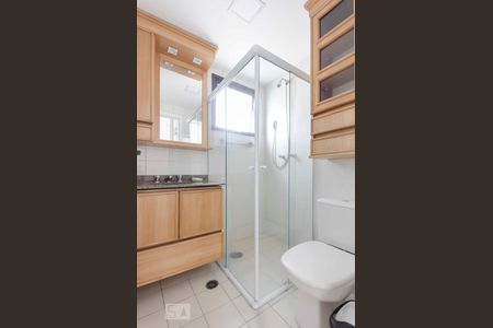 Banheiro de apartamento para alugar com 1 quarto, 38m² em Perdizes, São Paulo