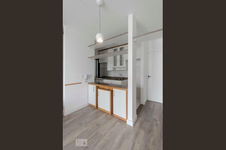 Cozinha de apartamento para alugar com 1 quarto, 38m² em Perdizes, São Paulo