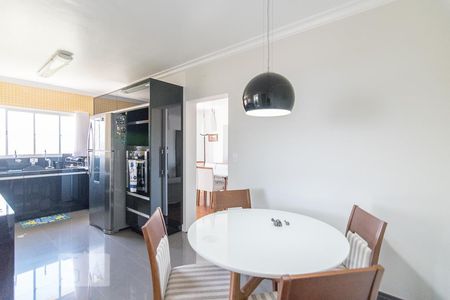 Apartamento à venda com 180m², 4 quartos e 3 vagas Apartamento à venda com 180m², 4 quartos e 3 vagasCopa