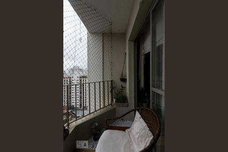 Varanda de apartamento para alugar com 3 quartos, 75m² em Vila Gumercindo, São Paulo