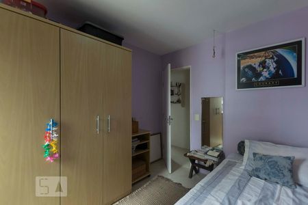 Quarto 2 de apartamento para alugar com 3 quartos, 75m² em Vila Gumercindo, São Paulo