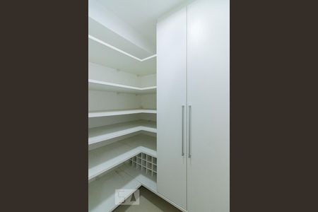 Apartamento para alugar com 144m², 3 quartos e 2 vagas Apartamento para alugar com 144m², 3 quartos e 2 vagasQuarto de Serviço